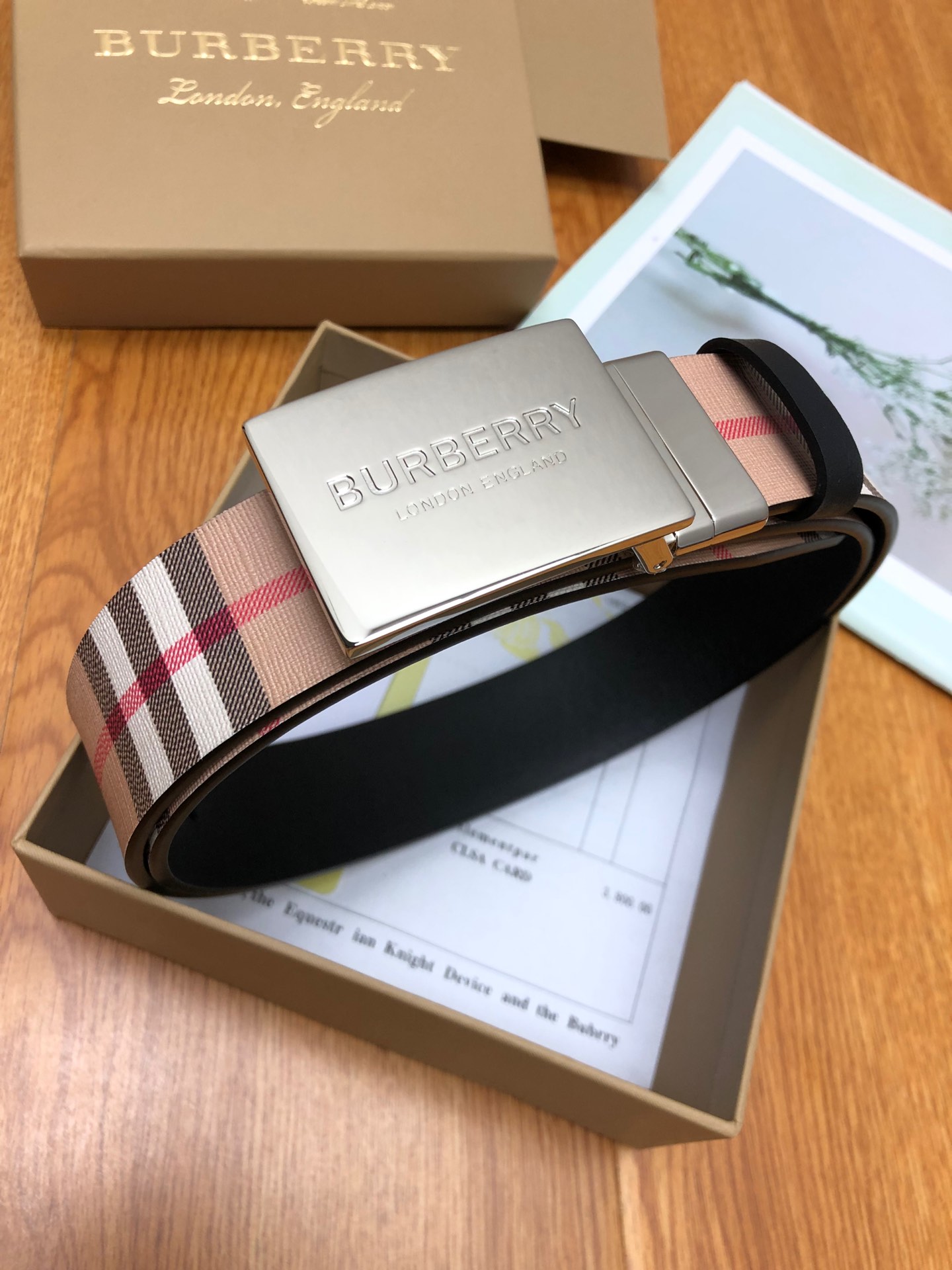 Burberry men's belt in vintage check pattern（80698561）