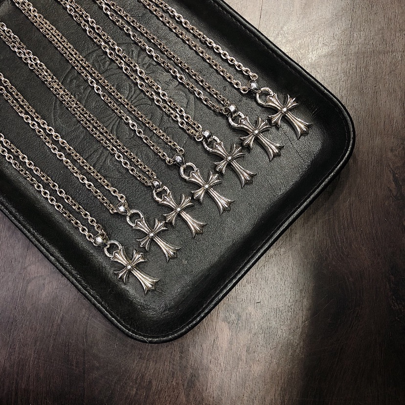 Chrome Hearts Classic Cross Necklace（CHROME HEARTS 323）