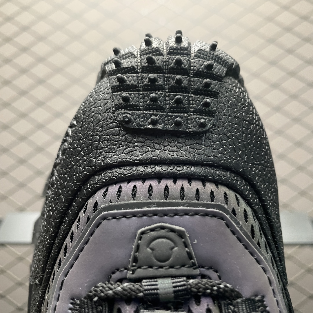 Moncler Trailgrip GTX mountain outdoor shoes（50UFTU76）