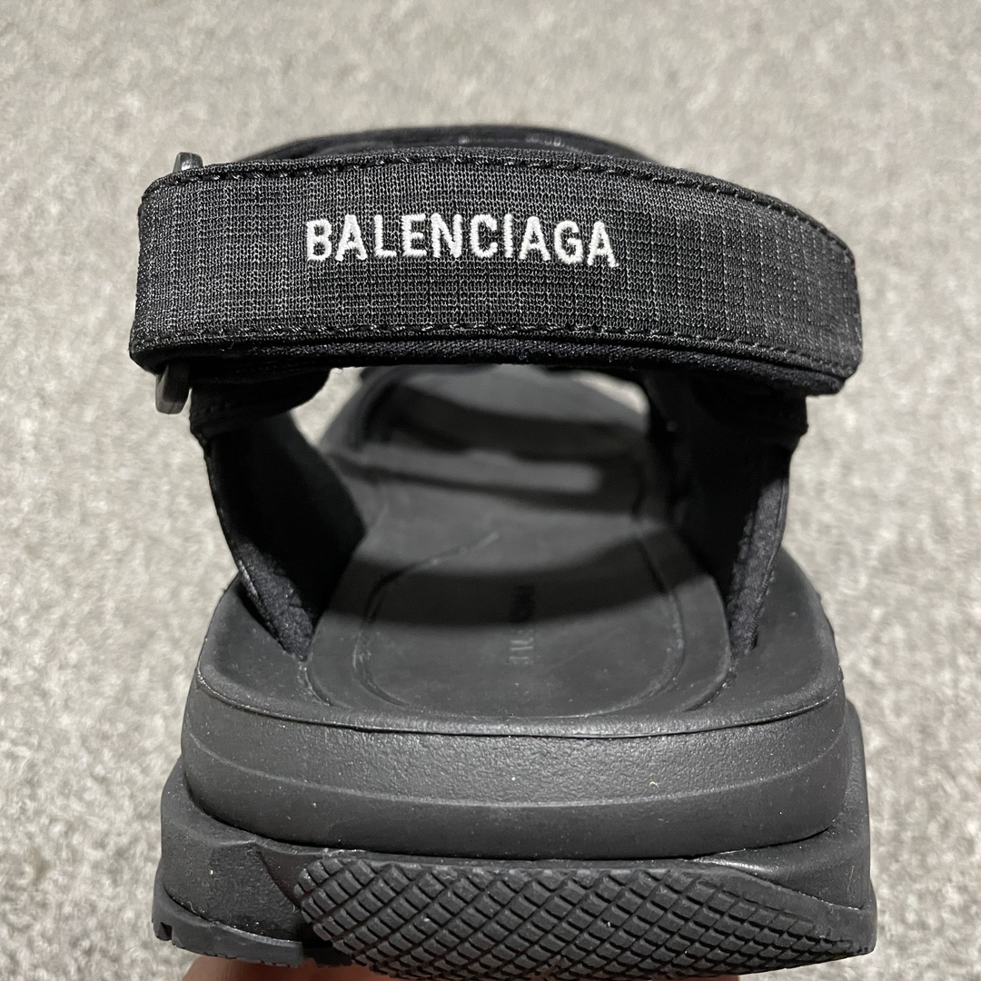 Balenciaga Sport Sandals Sandals（706279W2CCA1000）
