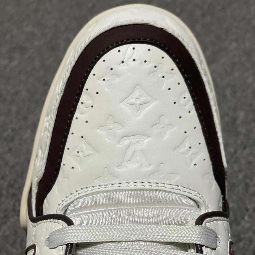 Louis Vuitton Trainer Line Sneakers (1ACR5K )