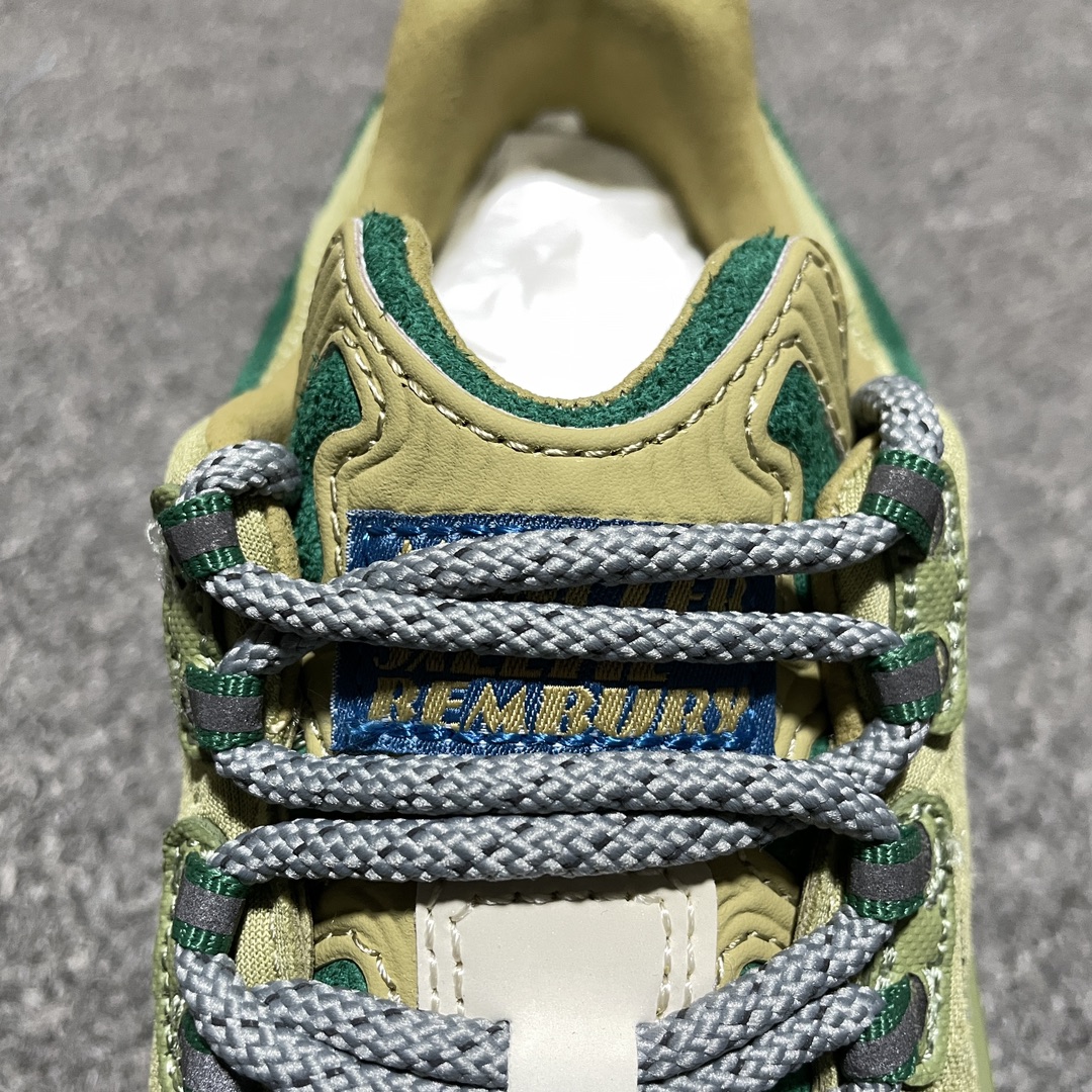 Moncler Genius Trailgrip Grain Salehe Bembury Beige Green（4M00010M327523E）