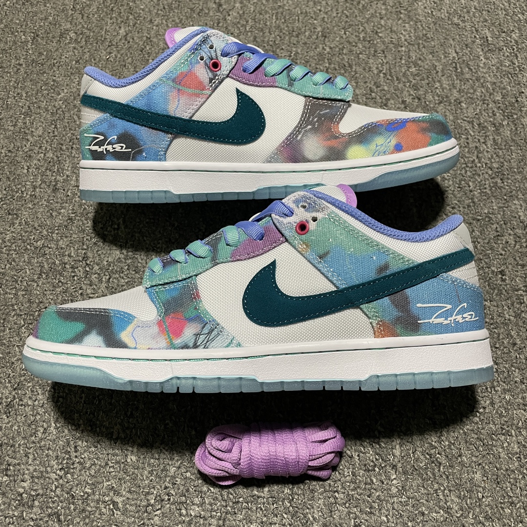 Futura × Nike SB Dunk Low "White and Geode Teal（HF6061-400）