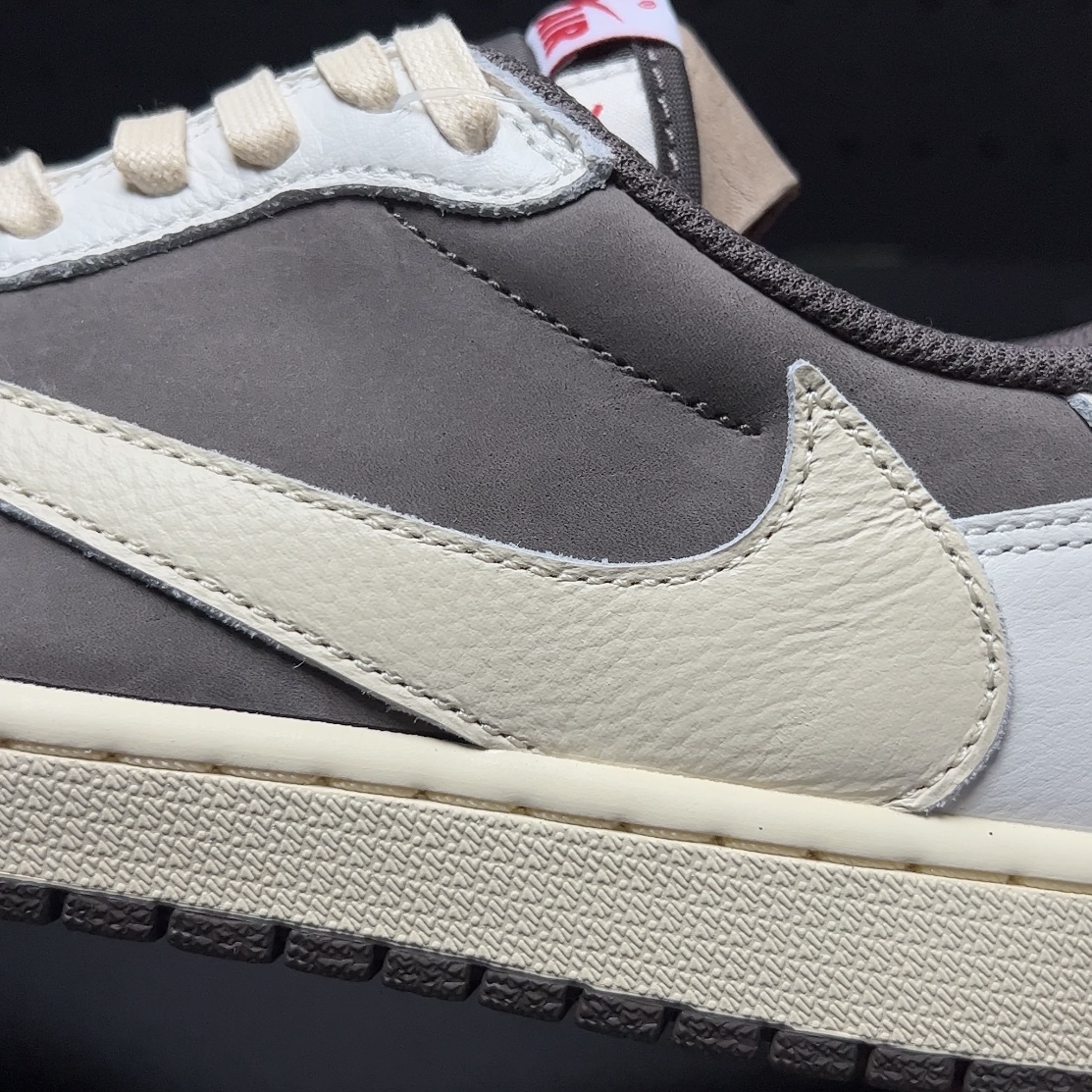 Travis Scott × Nike Air Jordan 1 Low OG SP "Reverse Mocha/Sail and Ridgerock"（DM7866-162）