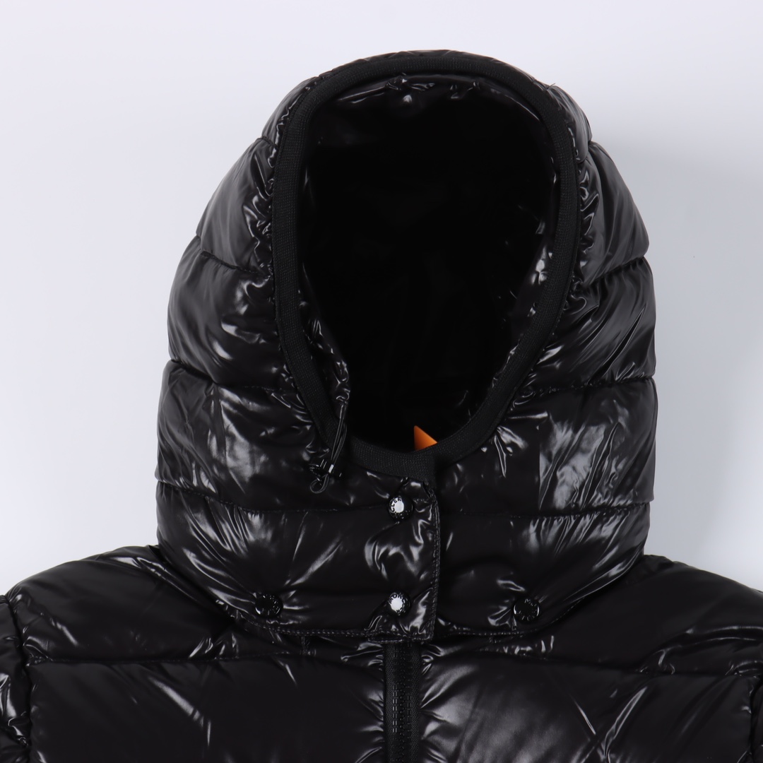 Moncler Baby Armband Logo Down Jacket（1A5240068950999）