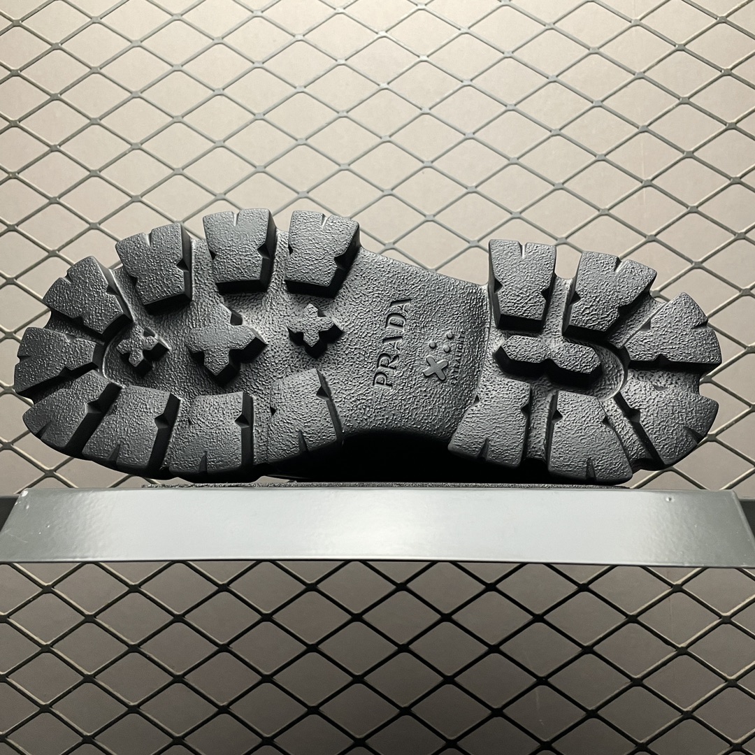 PRADA Monolith loafers（1D649M_B4L_F0002_F_B055）