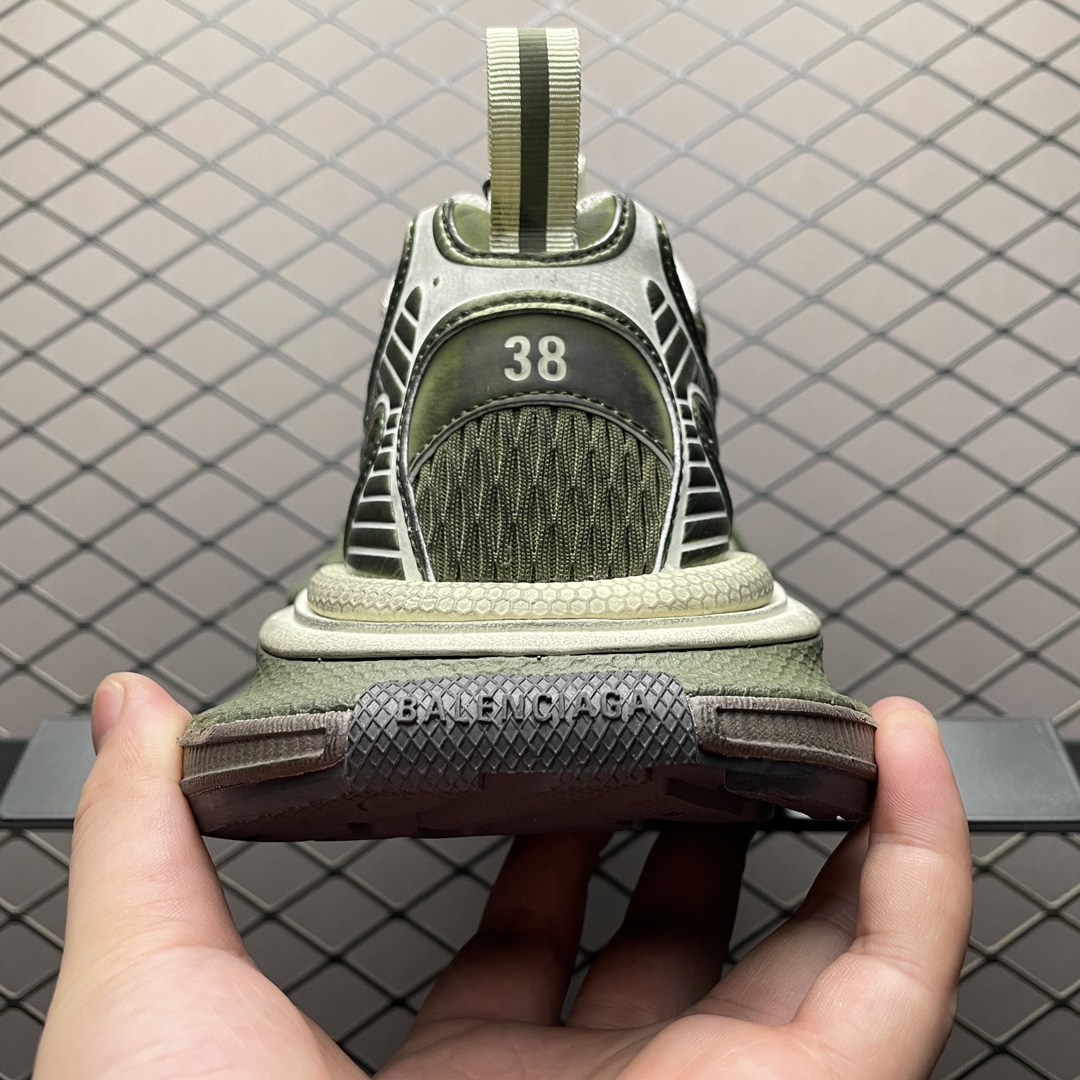 BALENCIAGA 3XL Sneaker "Dark Green/Light Beige"（734734W3XL53191）