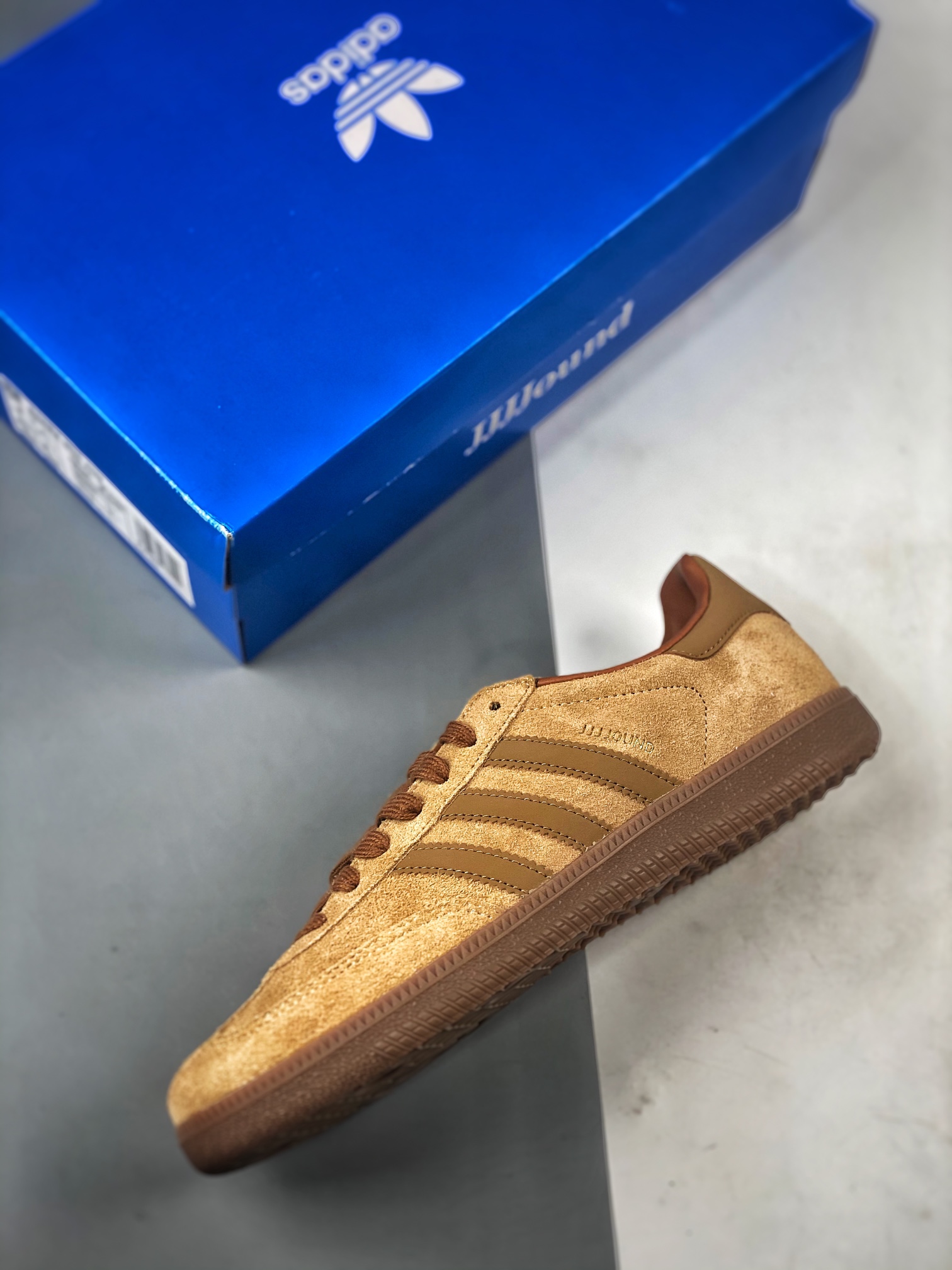 JJJJound × adidas Originals Samba Tobacco "Mesa/Gum"（ID8709）