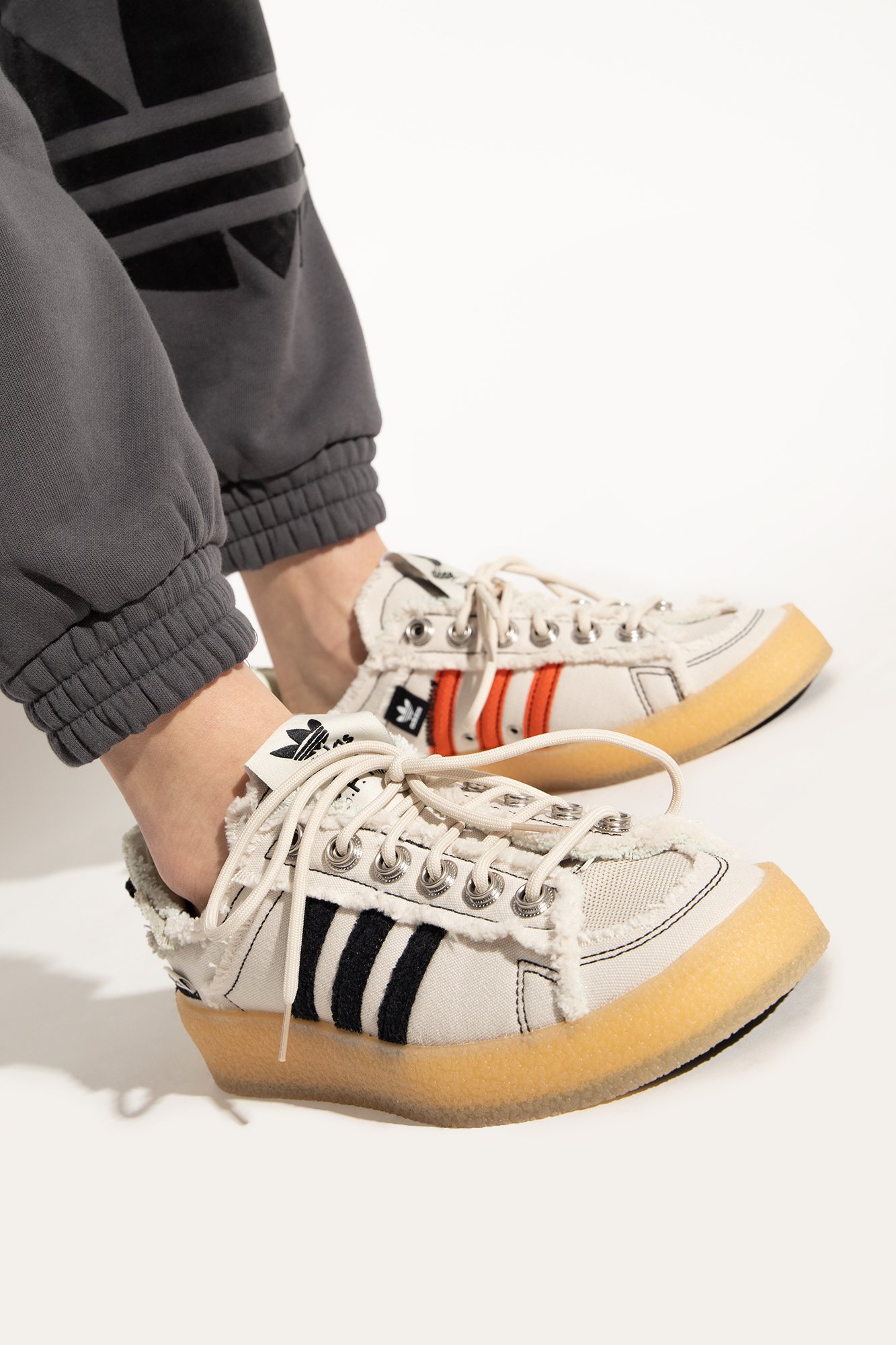 Cream adidas Triple Originals Srebrny plecak z geometrycznym wzorem 3D  adidas Triple Originals - adidas Triple Strumpor Low 3 Par -  VbjdevelopmentsShops Australia