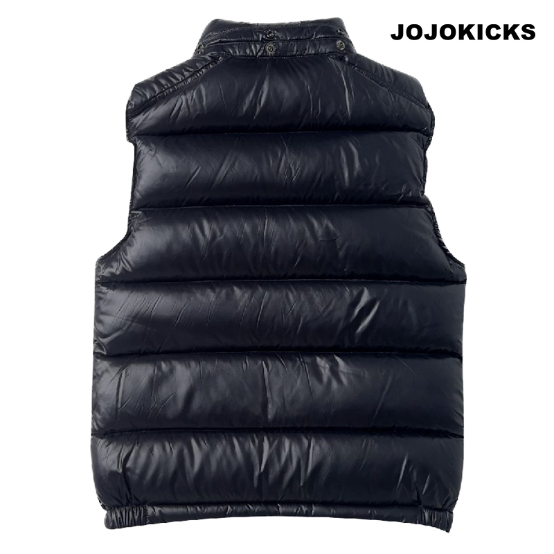 Moncler Bormes logo patch hooded vest（H20911A0021668950-999）
