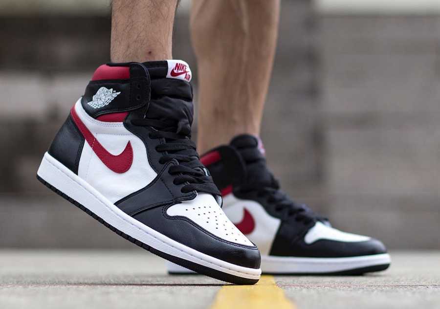 Nike Air Jordan 1 Retro High 