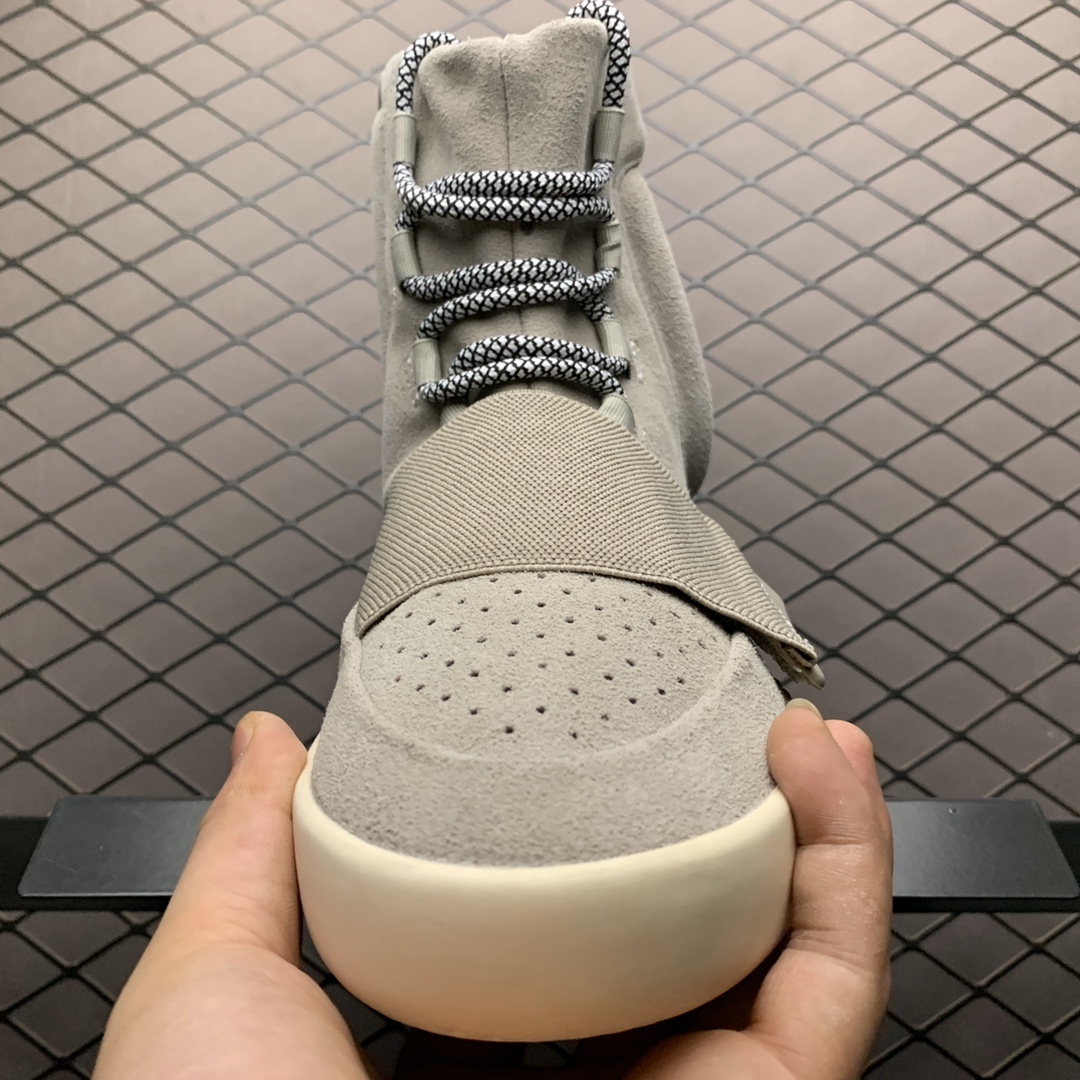 adidas YEEZY Boost 750 OG "Light Brown"（B35309）