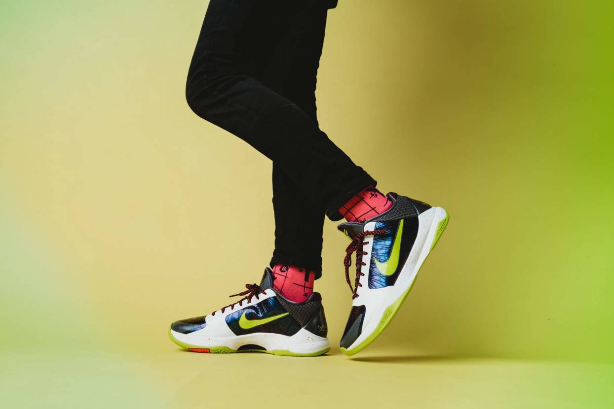 ナイキ コービー5 プロトロ "カオス" 1枚目