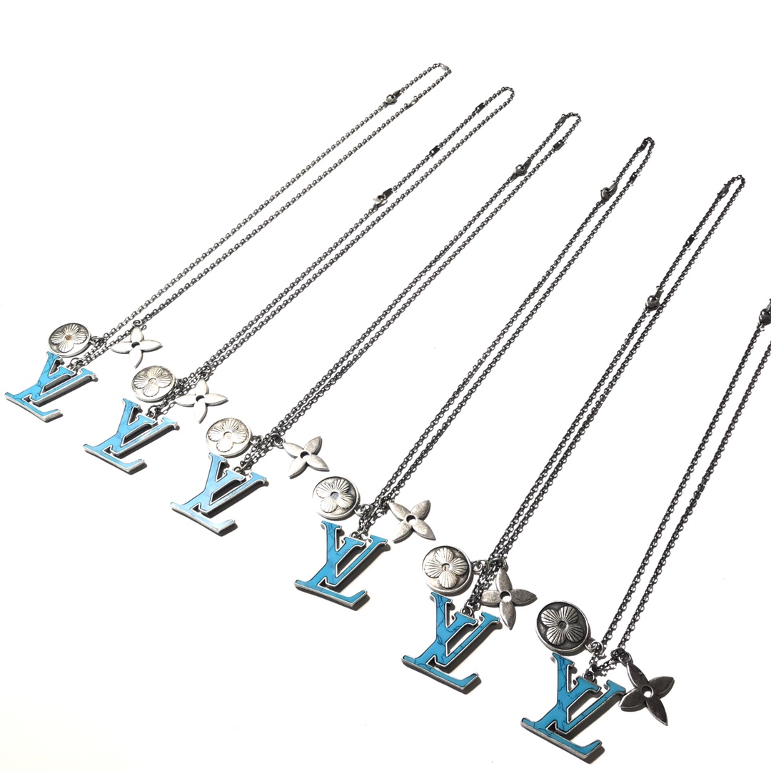 LOUIS VUITTON Necklace Pendant LV Initial Turquoise Metal （M68904）