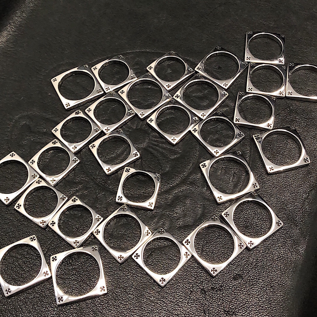 CHROME HEARTS KH square four-cross commandment finge（CHROME HEARTS 268）