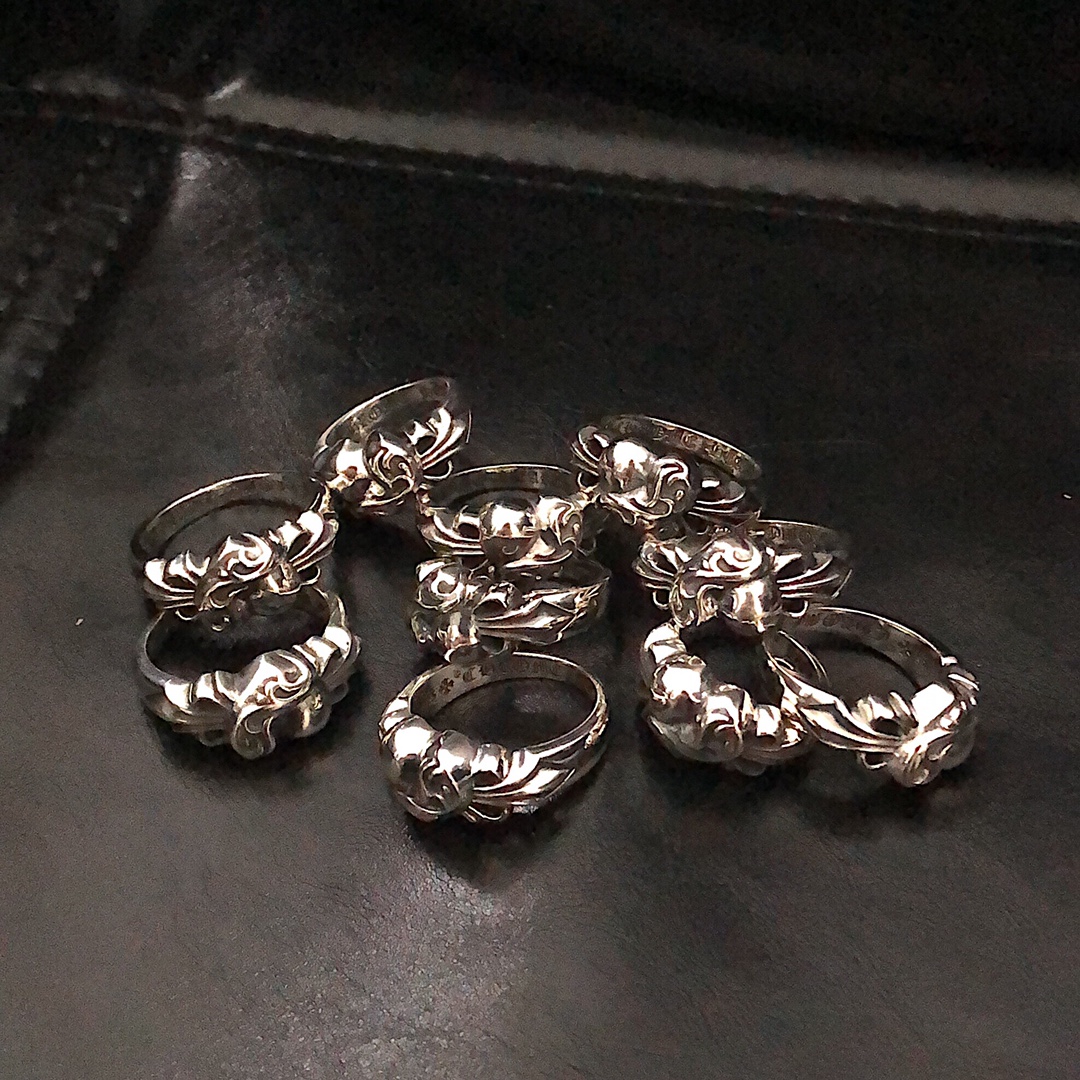 CHROME HEARTS Heart Totem Ring（CHROME HEARTS 291）