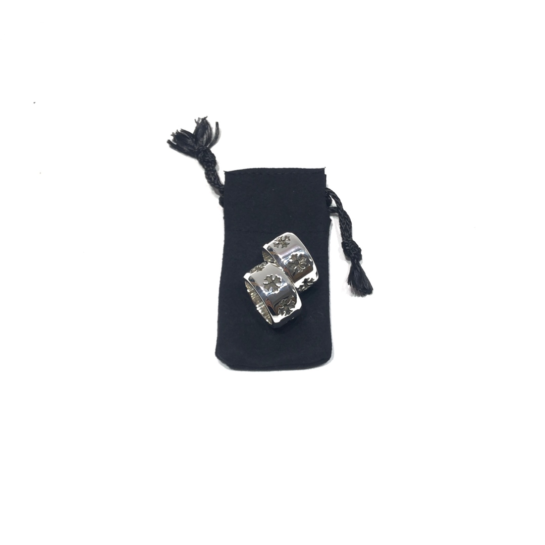 CHROME HEARTS Cross Flower Ring（CHROME HEARTS 257）