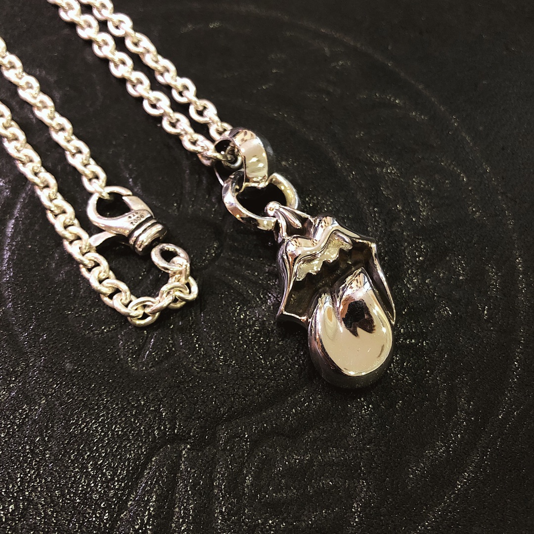 Chrome hearts big tongue necklace（CHROME HEARTS 304）