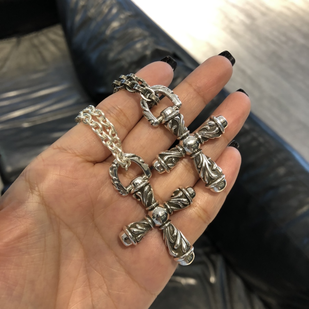 Chrome hearts pestle necklace（CHROME HEARTS 305）