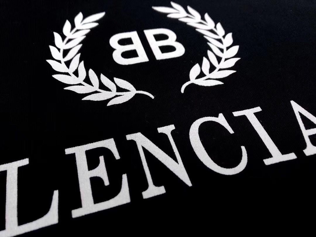 Balenciaga Men's White Logo Wreath Hoodie（547765TCV311300）