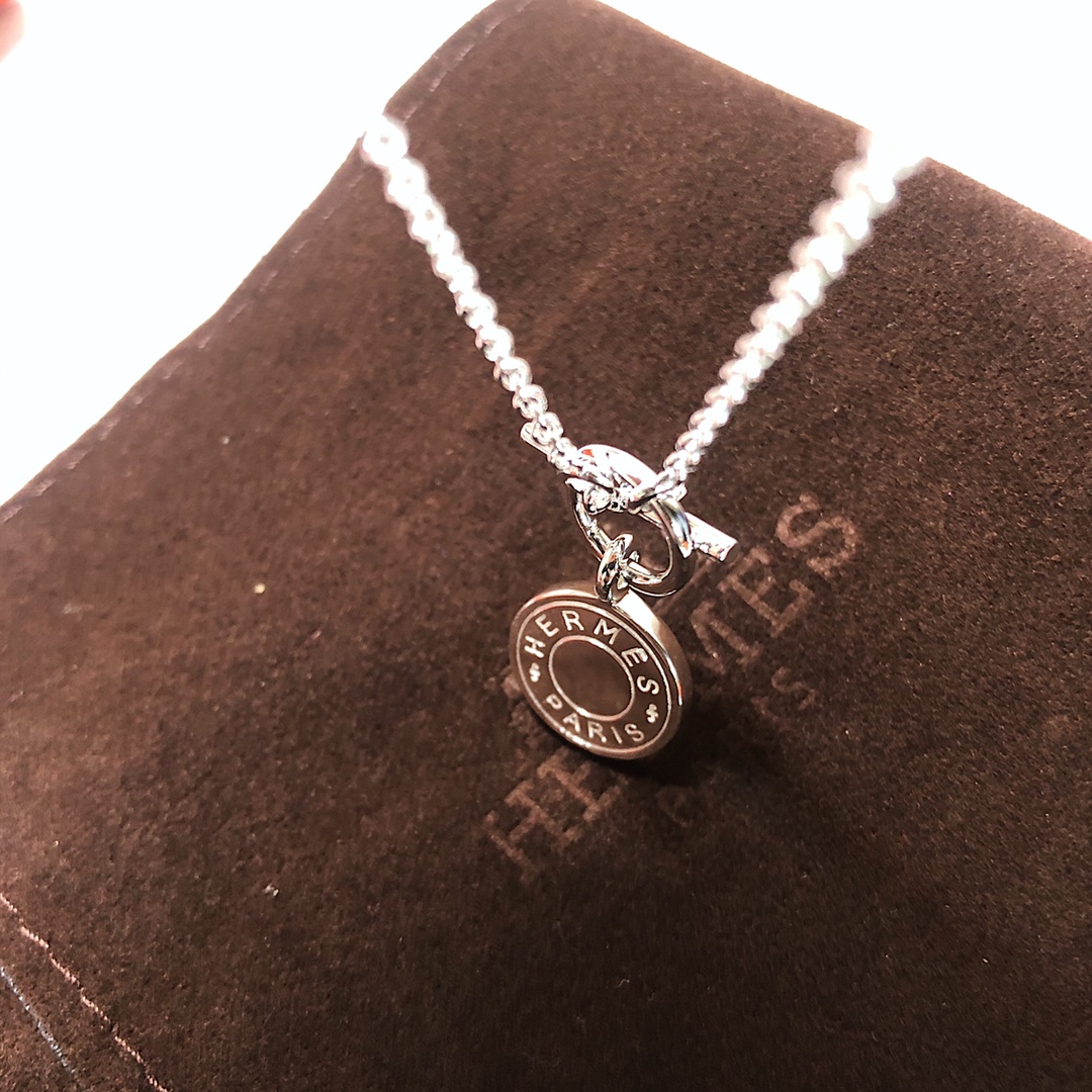 HERMES  Amulettes H Ex-Libris pendant（H104143B-00）