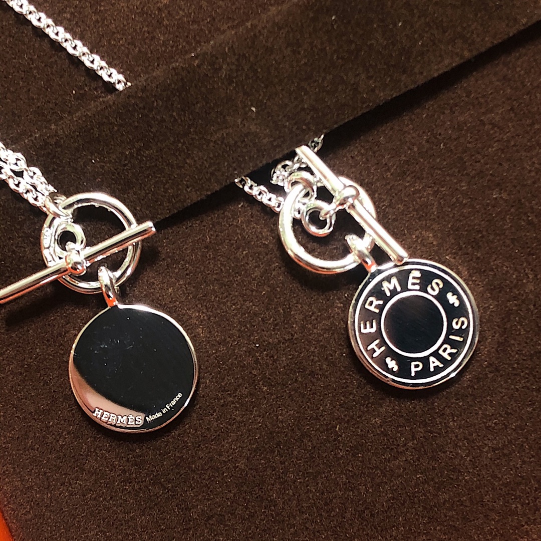 HERMES  Amulettes H Ex-Libris pendant（H104143B-00）