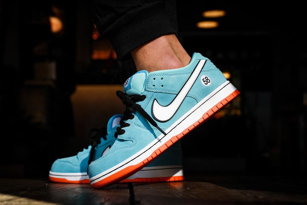 NIKE SB DUNK LOW 