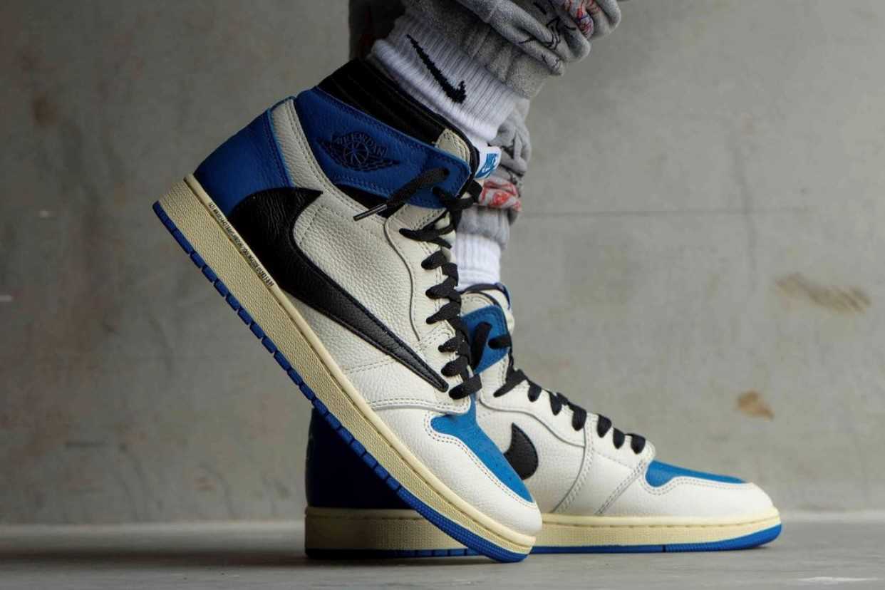 Travis Scott × Fragment × Nike Air Jordan 1 Retro High OG SP Travis Scott × Fragment × Nike Air Jordan 1 Retro High OG SP