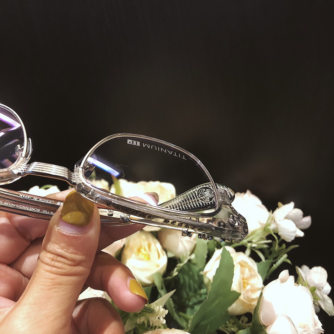 Chrome Hearts Glasses (CHROME HEARTS 370)