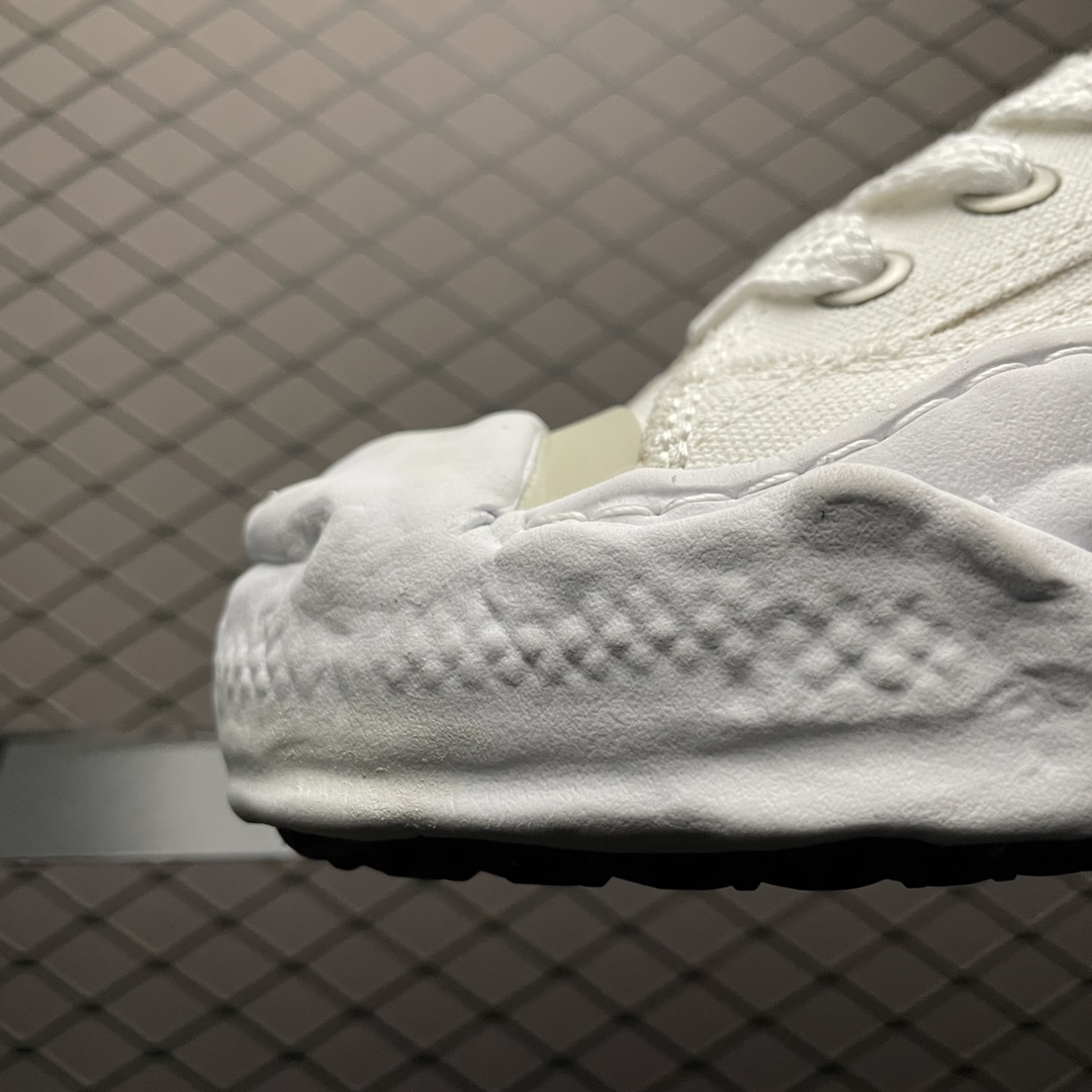 Maison MIHARA YASUHIRO HANK OG Sole Canvas Low-top Sneaker "White" (A05FW702-WHITE)