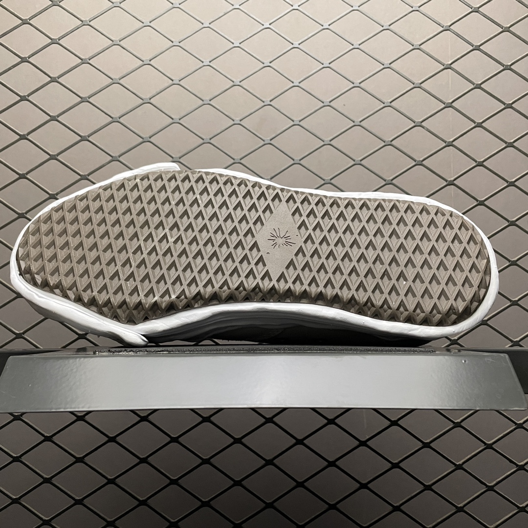 Maison MIHARA YASUHIRO HANK OG Sole Canvas Low-top Sneaker "White" (A05FW702-WHITE)