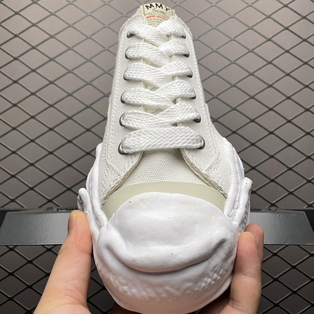 Maison MIHARA YASUHIRO HANK OG Sole Canvas Low-top Sneaker "White" (A05FW702-WHITE)