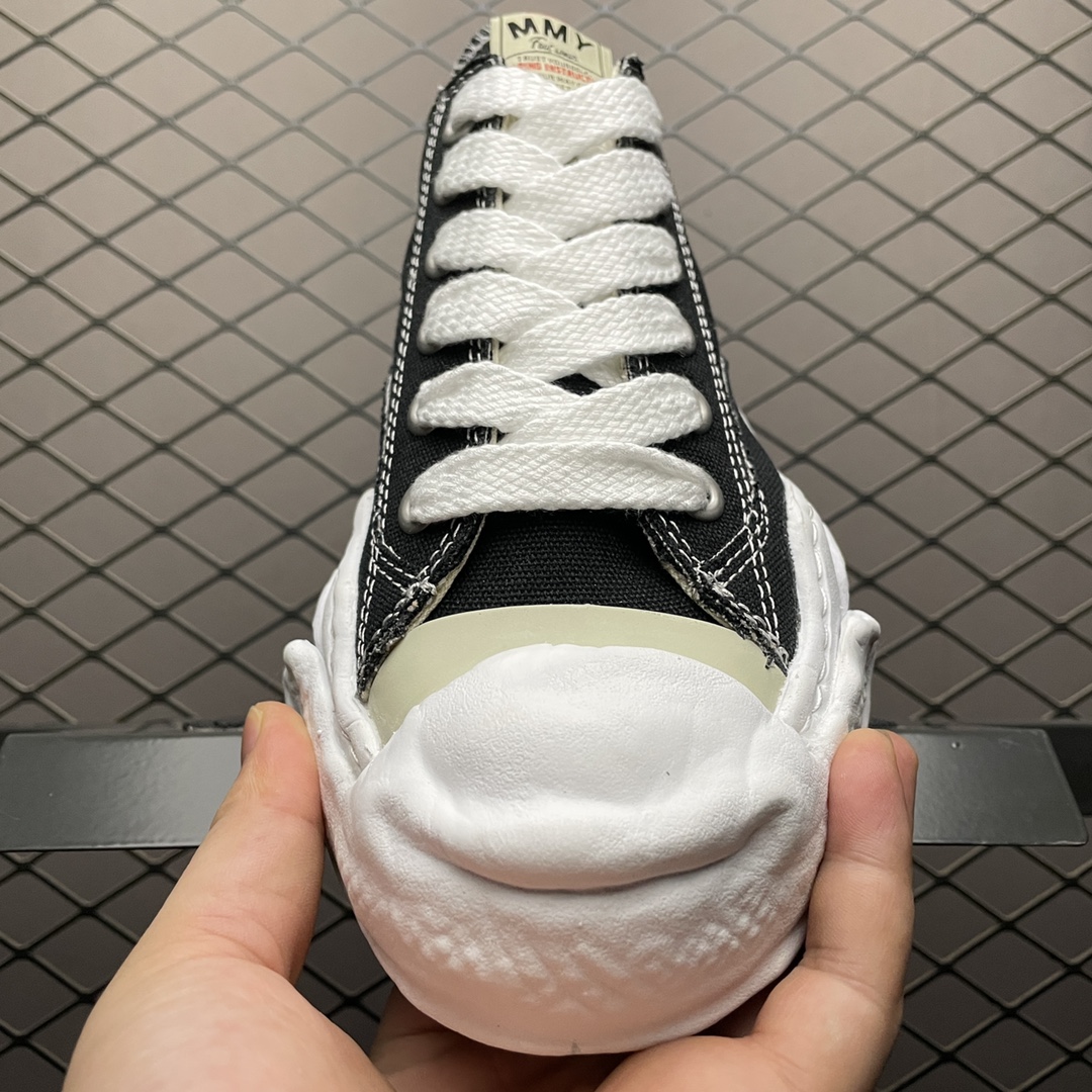 Maison MIHARA YASUHIRO HANK OG Sole Canvas Low-top Sneaker "Black" (A05FW702)
