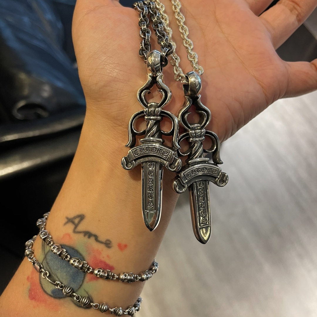Chrome Hearts Large Sword Necklace（CHROME HEARTS 330）