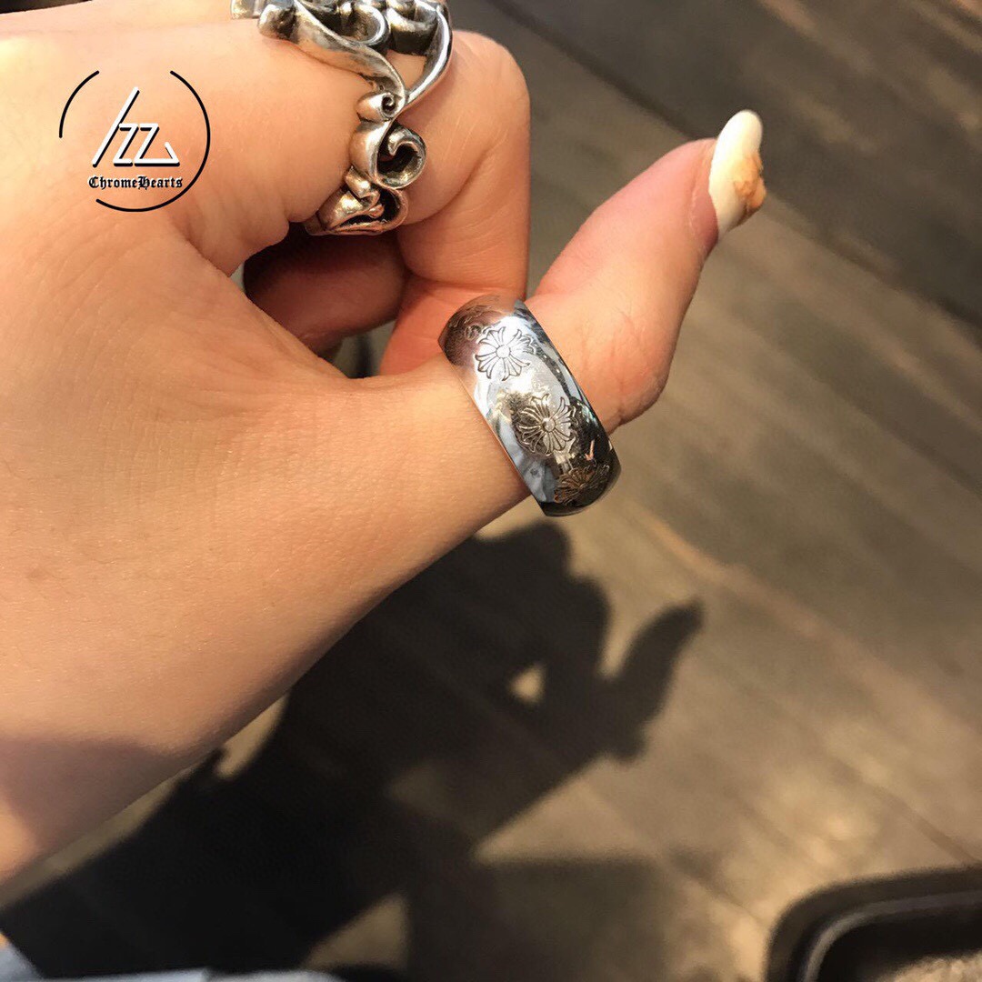 Chrome hearts round cross ring（CHROME HEARTS 292）
