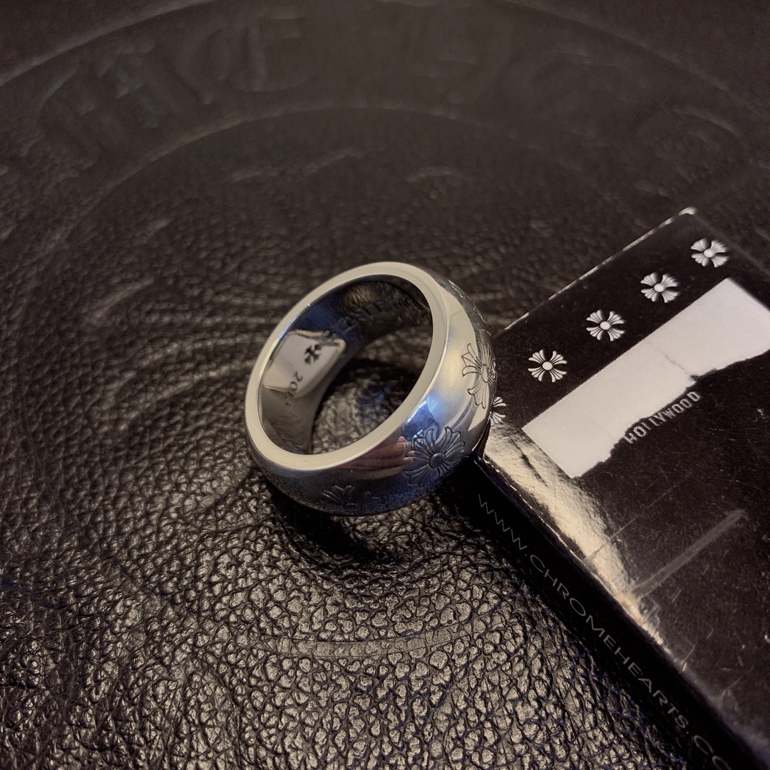 Chrome hearts round cross ring（CHROME HEARTS 292）