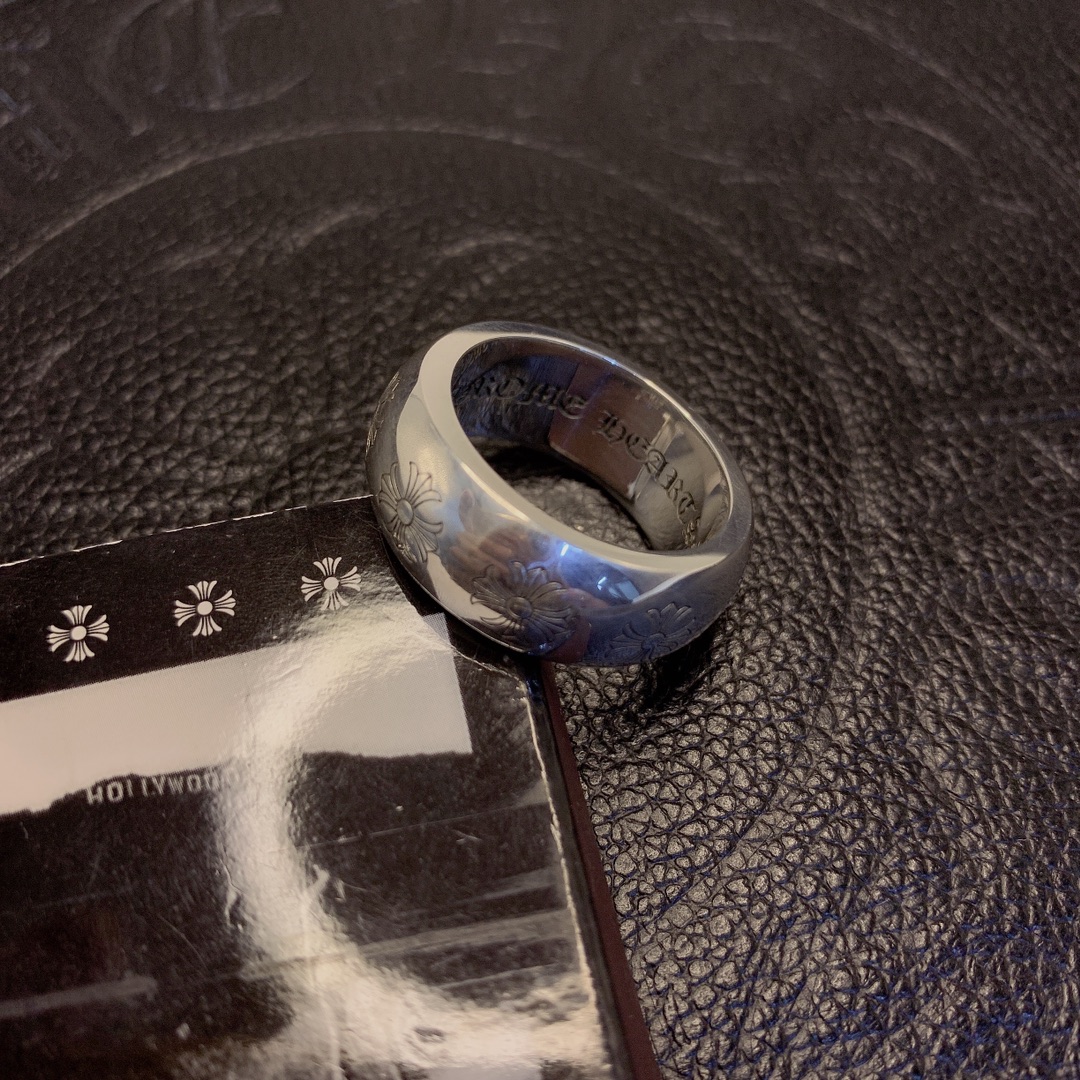 Chrome hearts round cross ring（CHROME HEARTS 292）