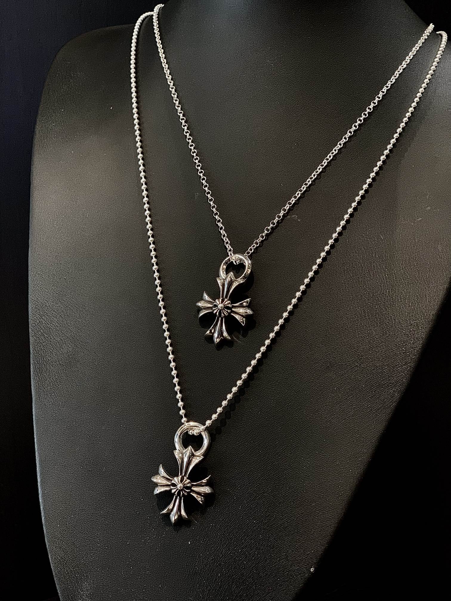 CHROME HEARTS Double Cross Flower Necklace（CHROME HEARTS 255）