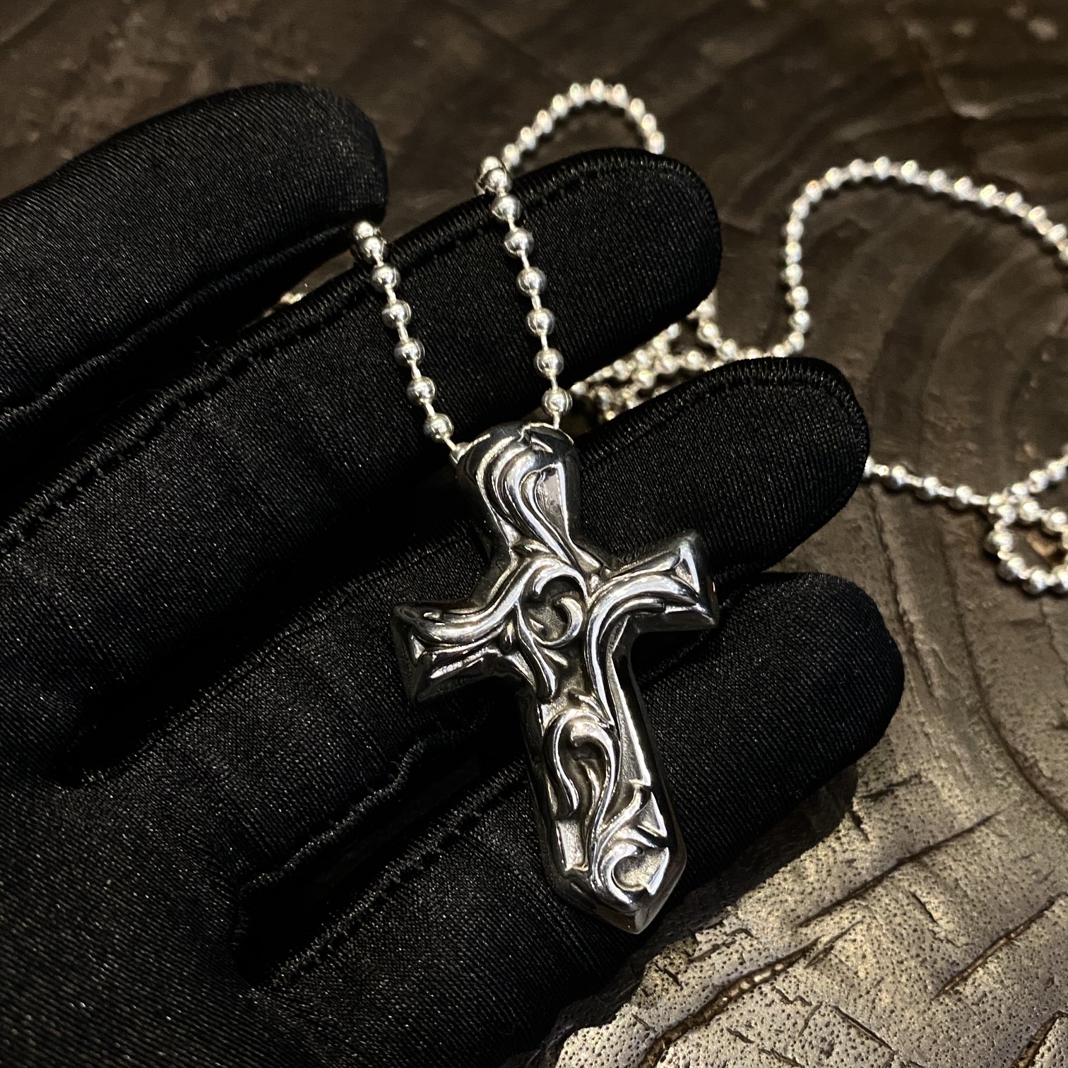 Chrome hearts vine cross necklace（CHROME HEARTS 317）