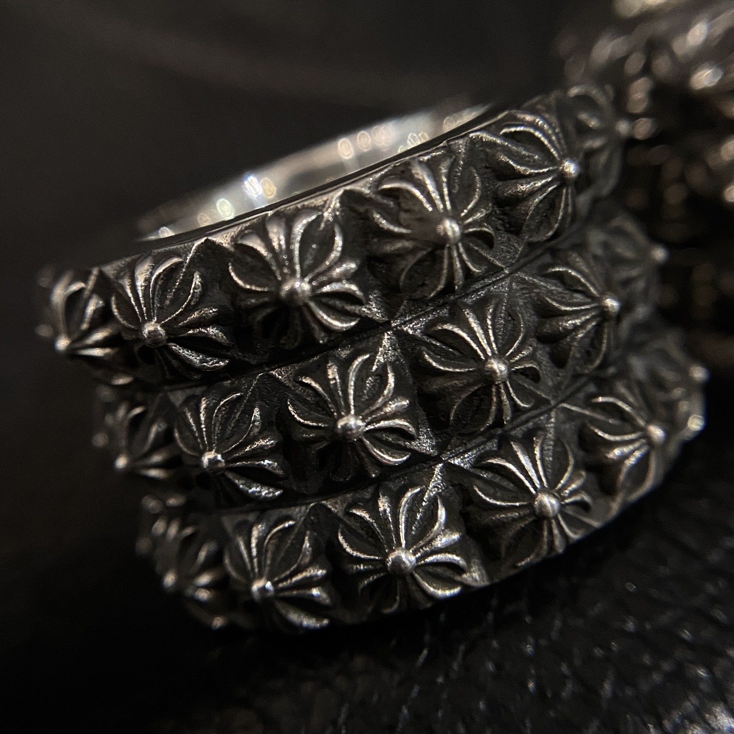 CHROME HEARTS Three-layer cross flower ring（CHROME HEARTS 279）