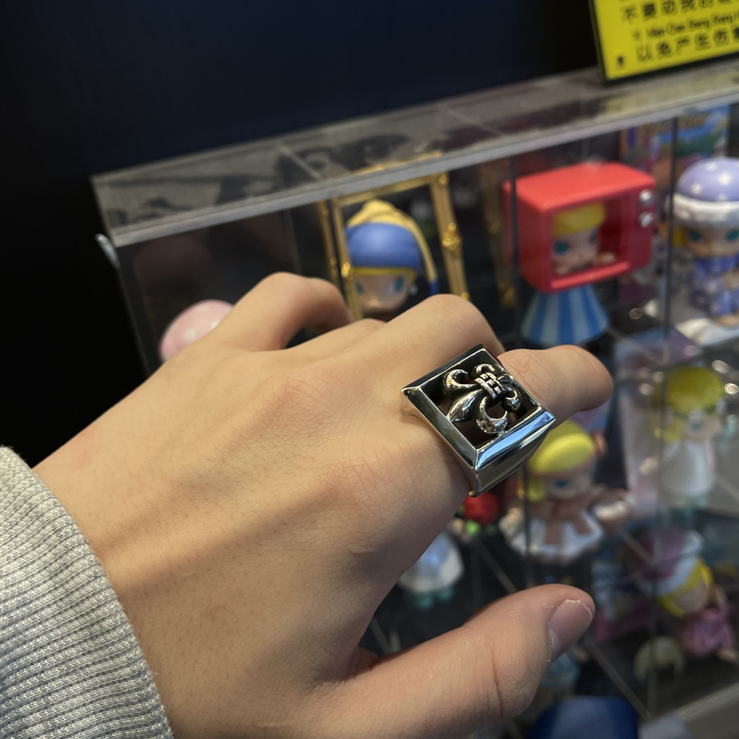 CHROME HEARTS Square Hollow Ring（CHROME HEARTS 271）