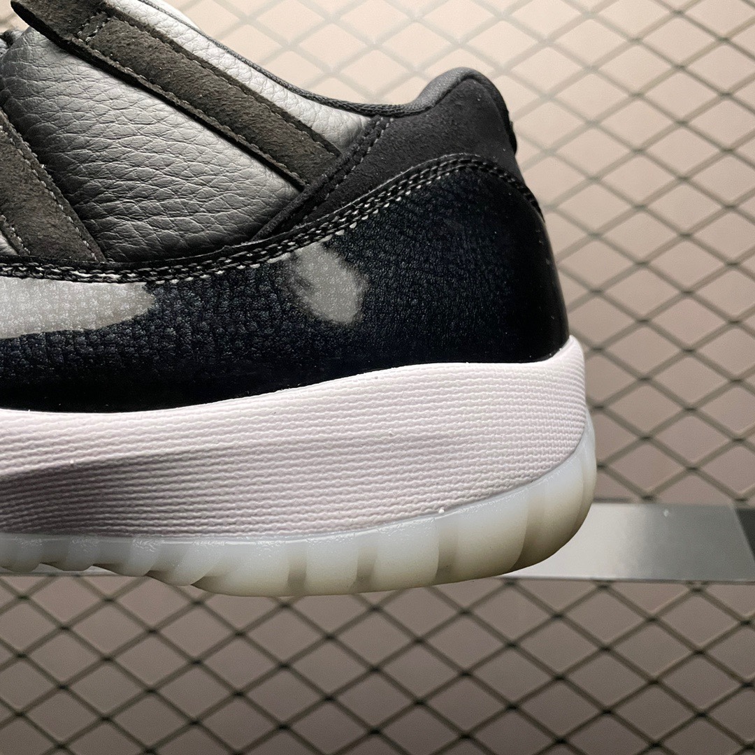 Nike Air Jordan 11 Low "72-10"（ AV2187-001）