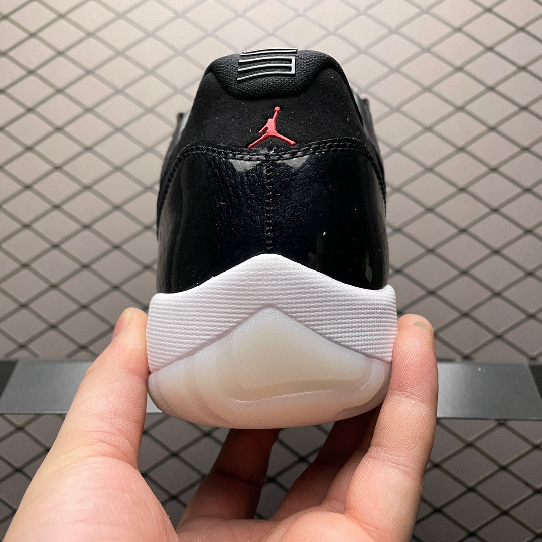 Nike Air Jordan 11 Low "72-10"（ AV2187-001）