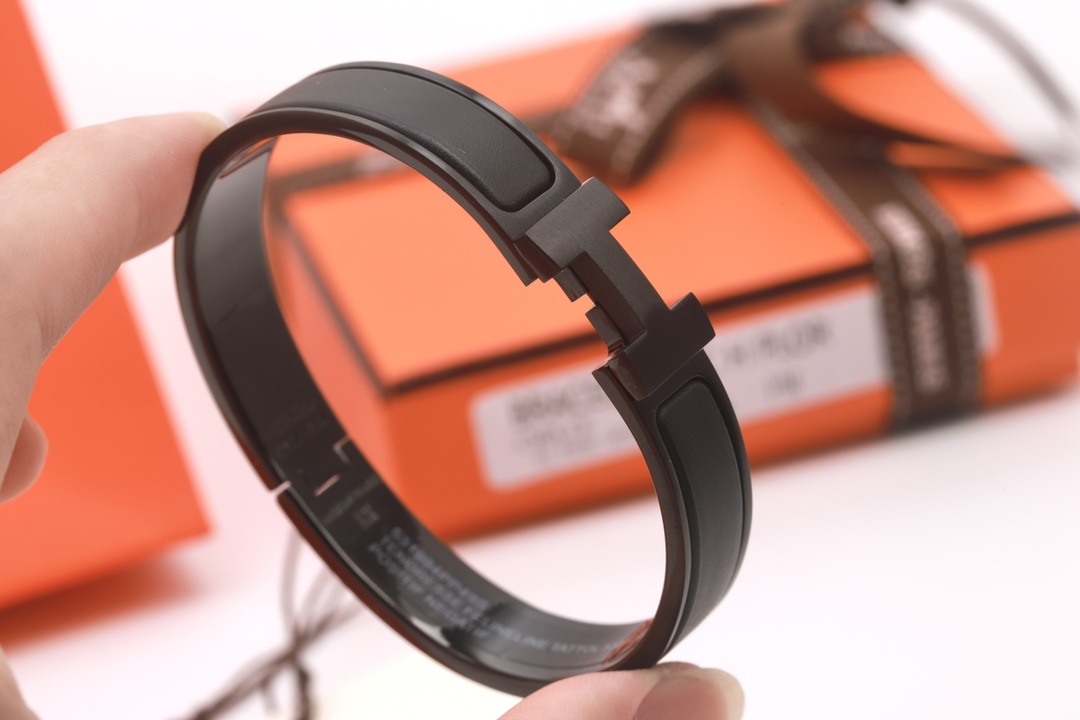 HERMES Click HH Bracelet（H703203FK01）