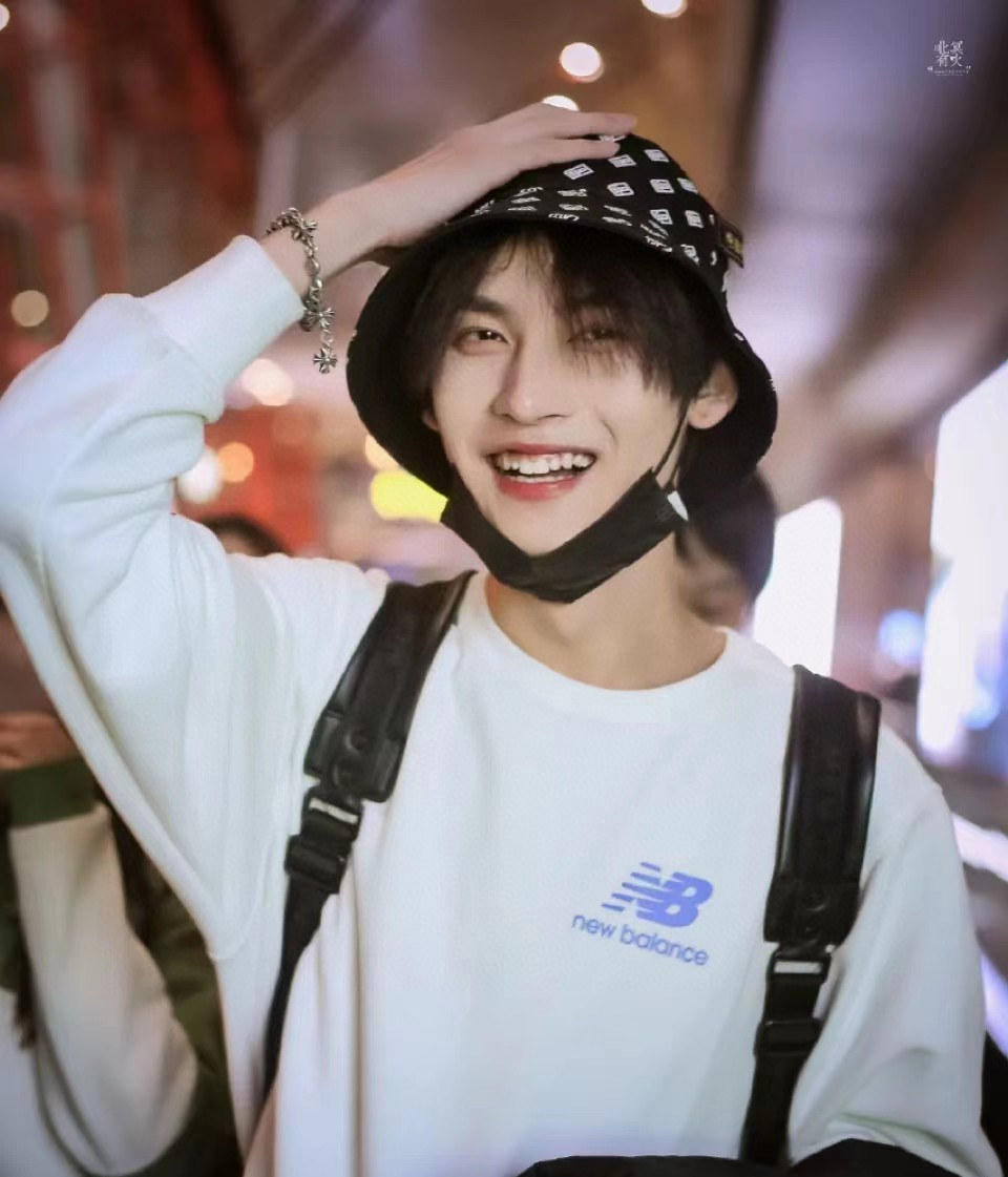 CHROME HEARTS Nine-section cross flower bracelet（CHROME HEARTS 230）