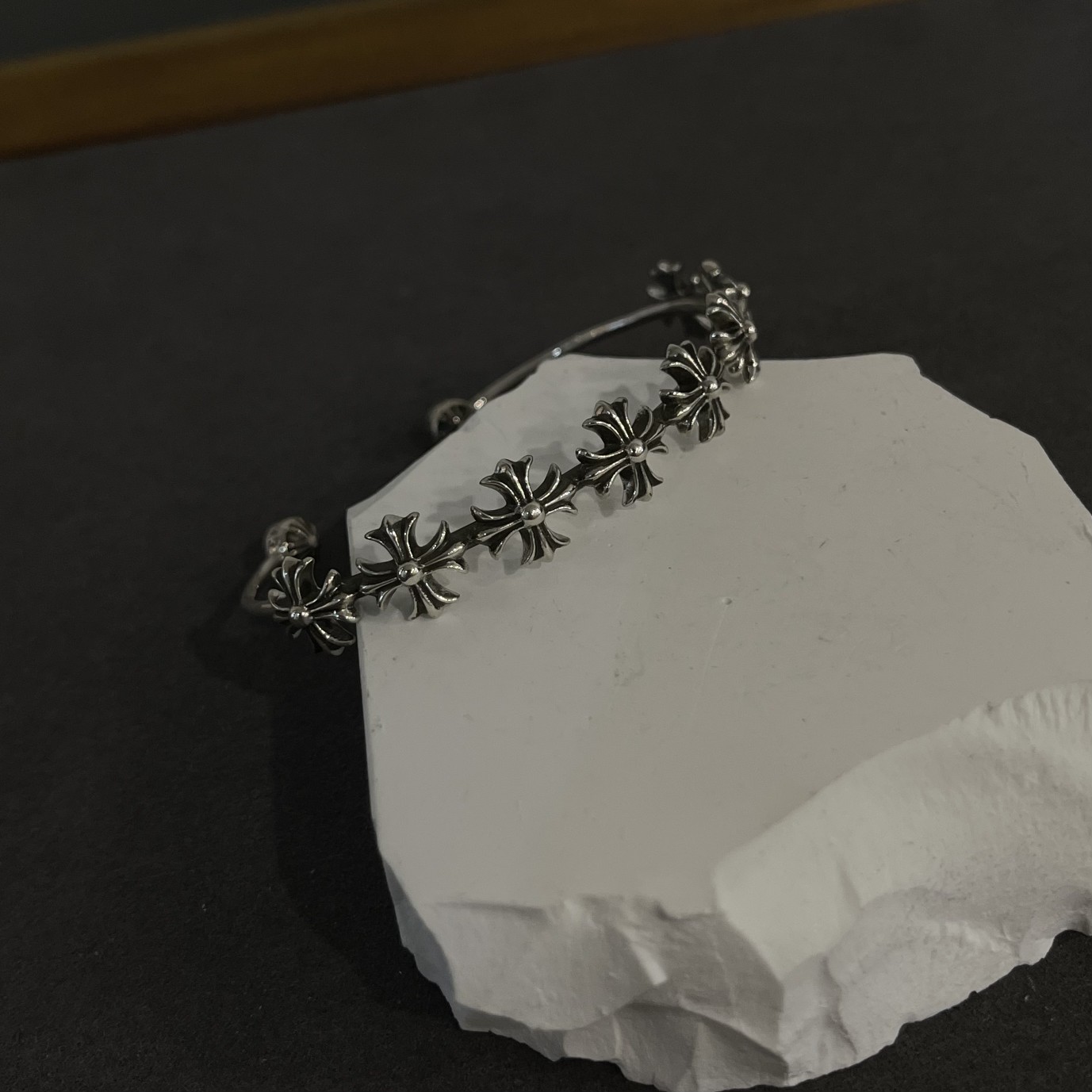 CHROME HEARTS Eight Flowers Cross Hand（CHROME HEARTS 226）