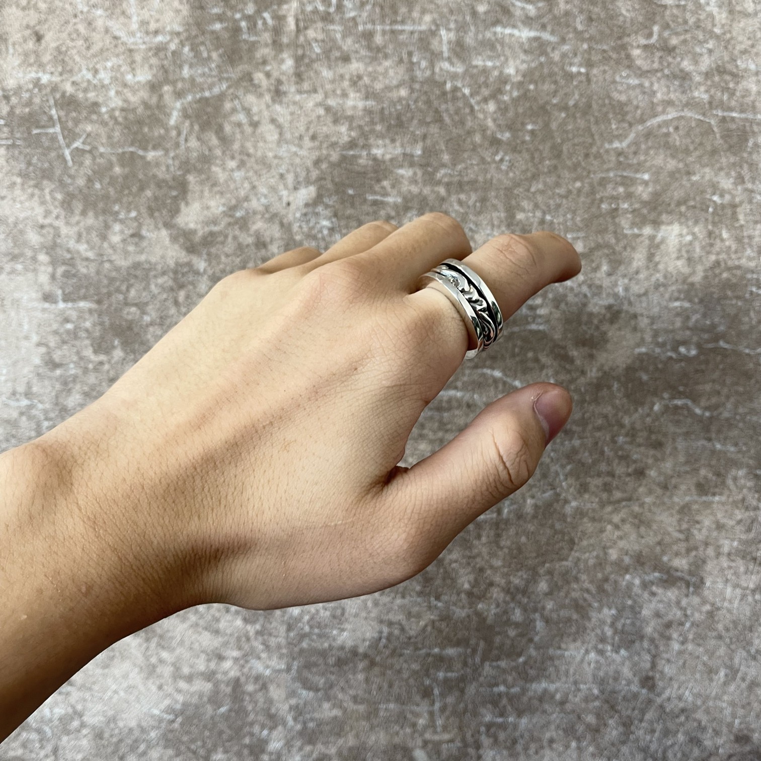 CHROME HEARTS Vine Rotating Ring（CHROME HEARTS 277）