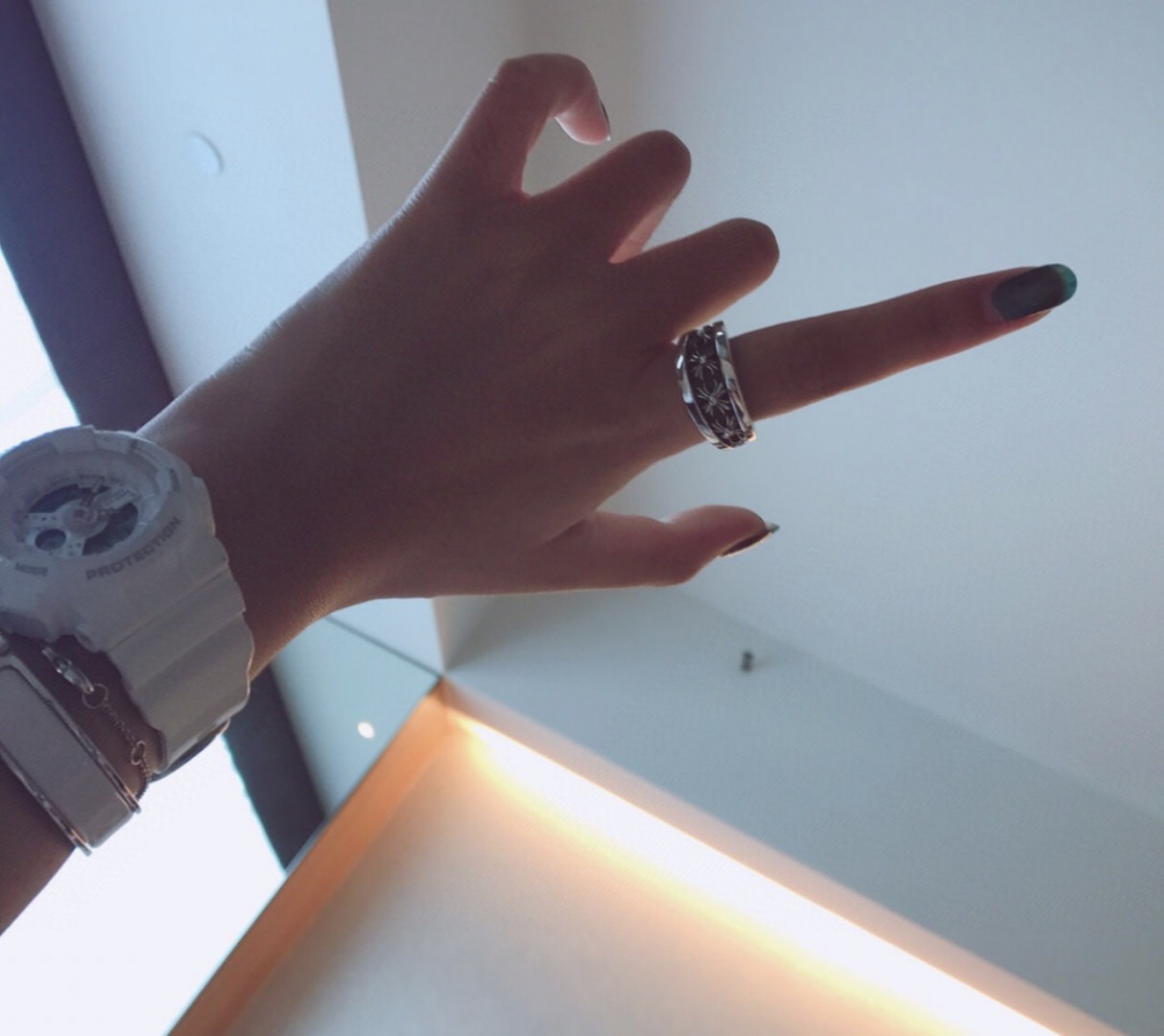 CHROME HEARTS ASYMMETRIC CROSS RING（CHROME HEARTS 235）