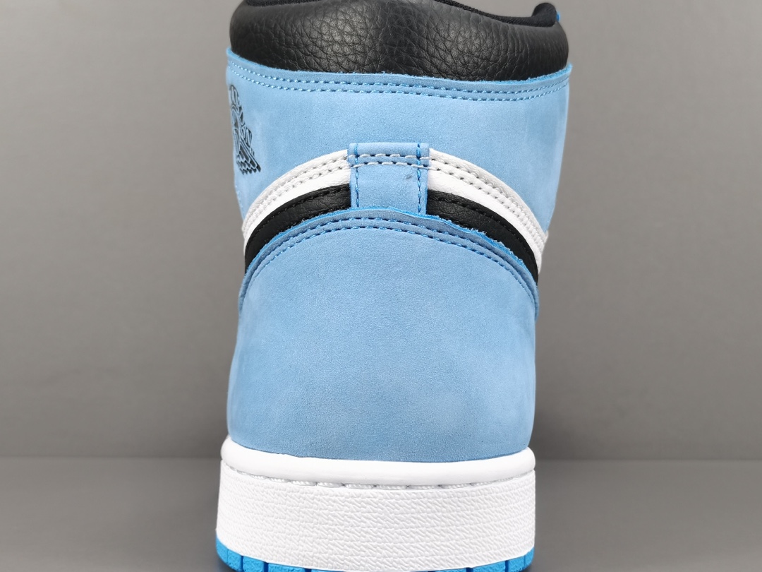 【限定セール】Nike Air Jordan 1 High OG "University Blue" (555088-134)