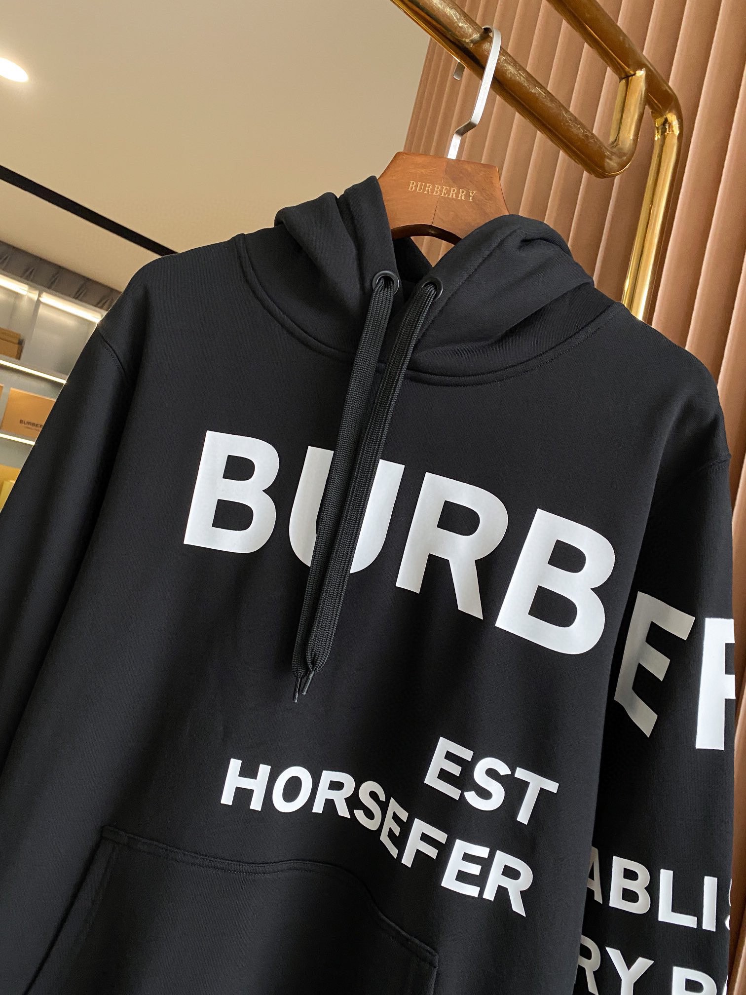 Burberry SS22 Horseferry letter print hooded sweatshirt（80407671）